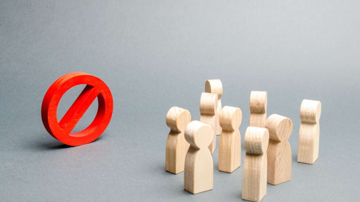 Big Law Associate Goes Viral After Scrubbing Subway Hate